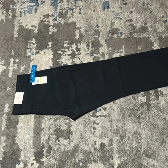 Perry Ellis - Picture 2 of 4